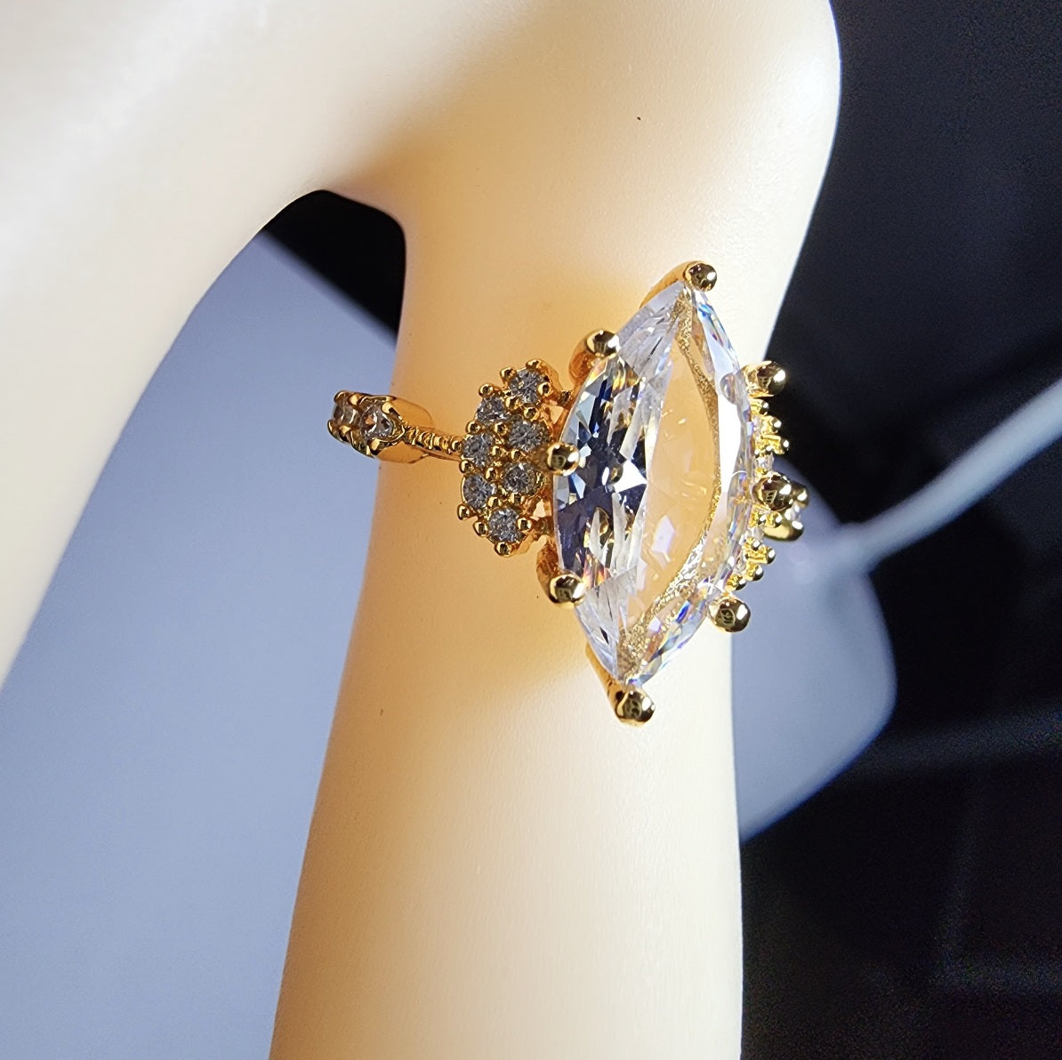 Natural White Crystal Diamond Sterling Silver Ring
