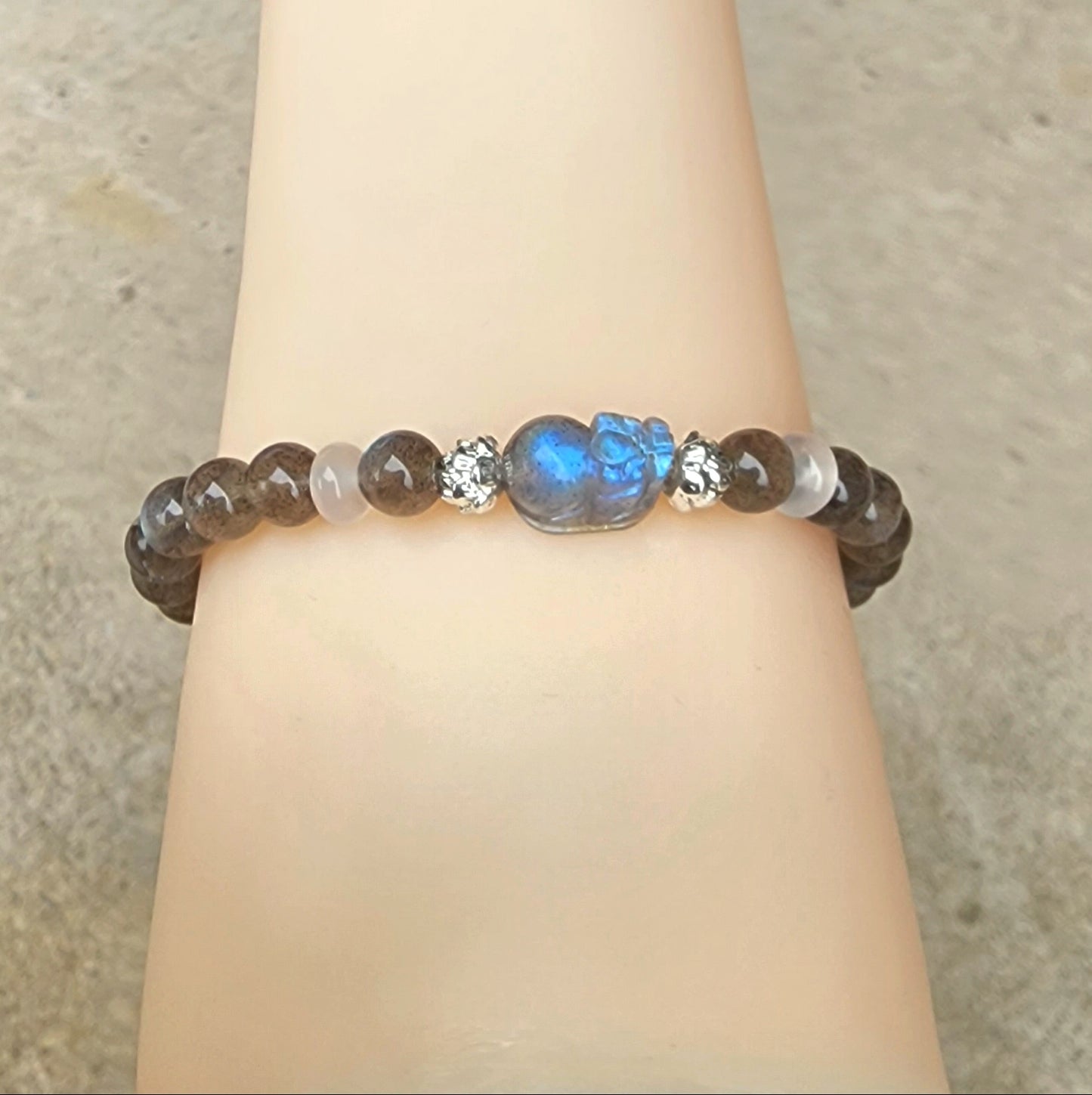 High Quality 6mm Gray Moonstone Bracelet
